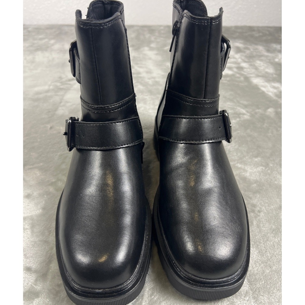 Clarks Lauryl Bay Black Leather Moto Ankle Boots Women 7M Side Zip Double Buckle